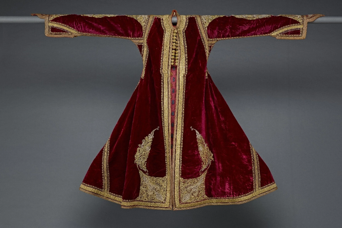 19th centurry Albanian woman's robe velvet fabric 0