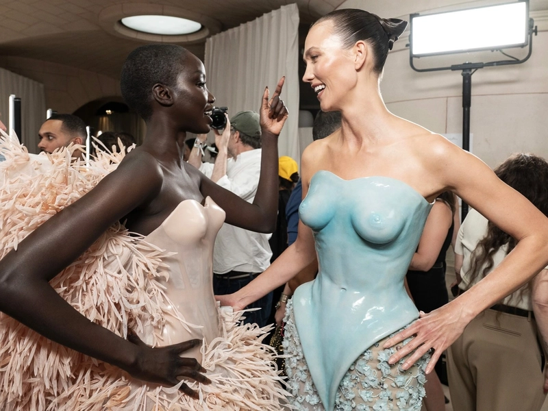 Toy-Like Fashion Is Making Fake Feel Fabulous 9