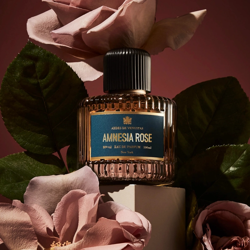 Aedes de Venustas Amnesia Rose The Rose Note 5