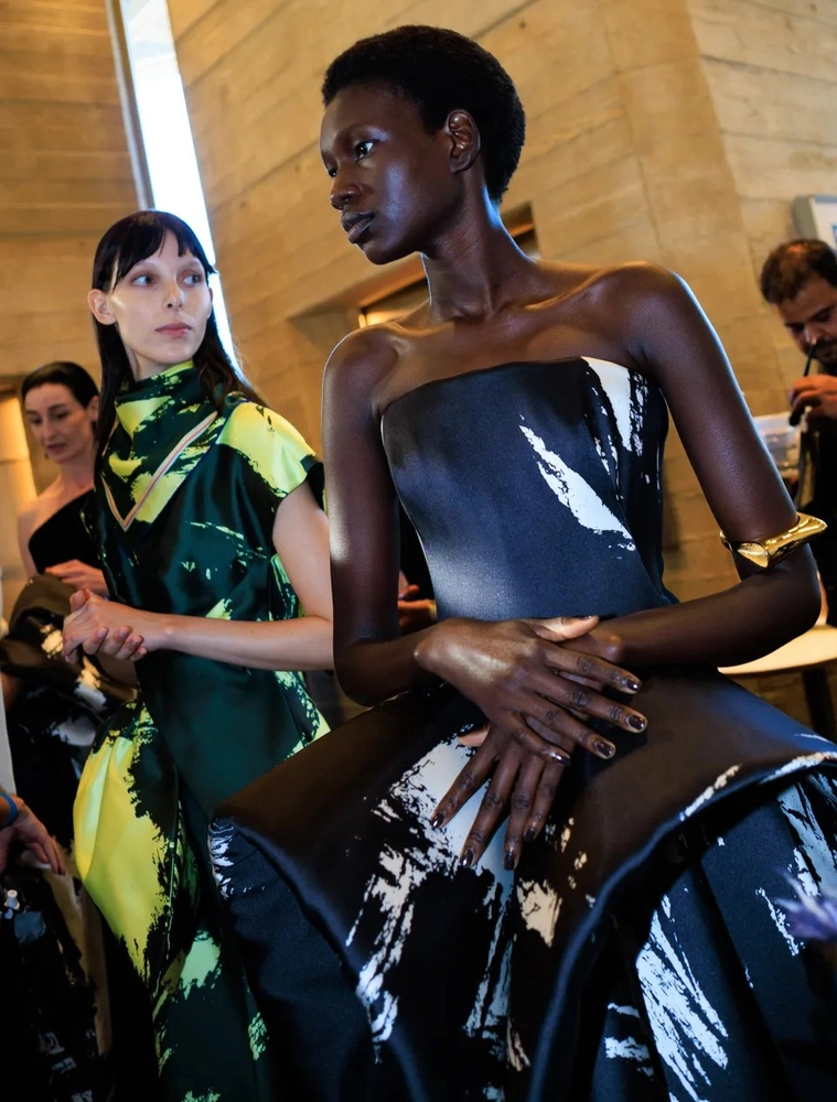 Roksanda SS27: Refusal to Dress Down