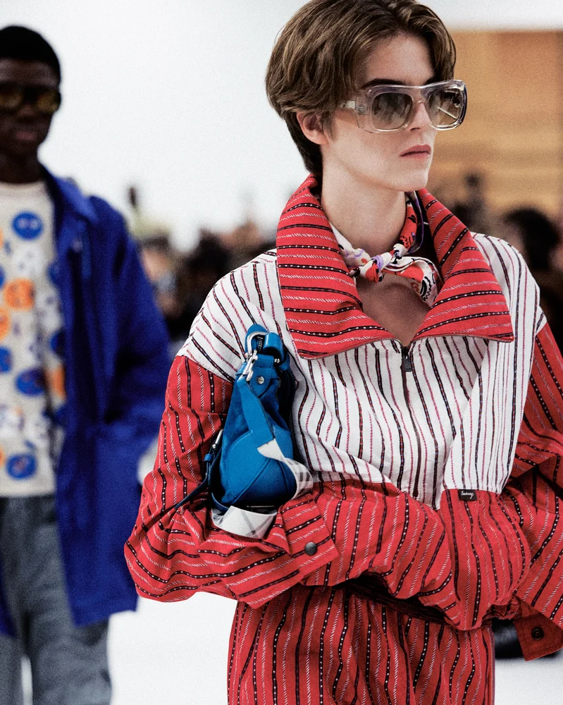 Burberry SS27: British Heritage Learns to Loosen Up