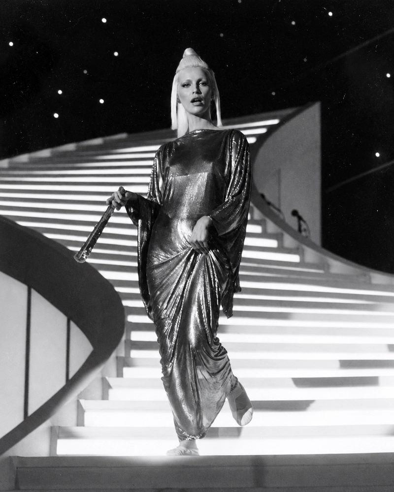 Gianni Versace evening dress, 1984, created for Patty Pravo Metal Mesh Fabric: Hardness Learns to Flow (Part 2) 7