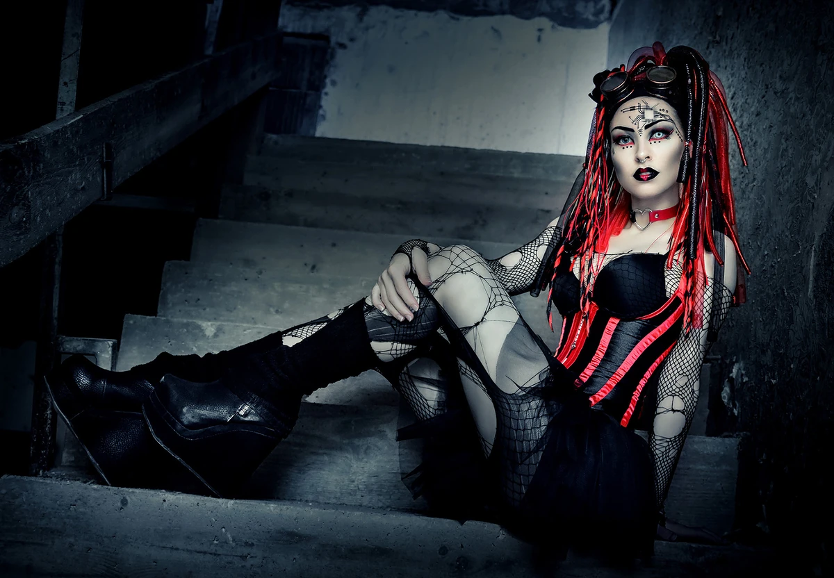 Cybergoth Y2K Goth Makeup 1