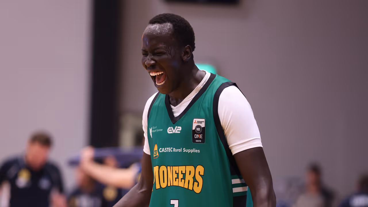 Off-Season Player Wrap: Phoenix recruit delivers clutch win at buzzer