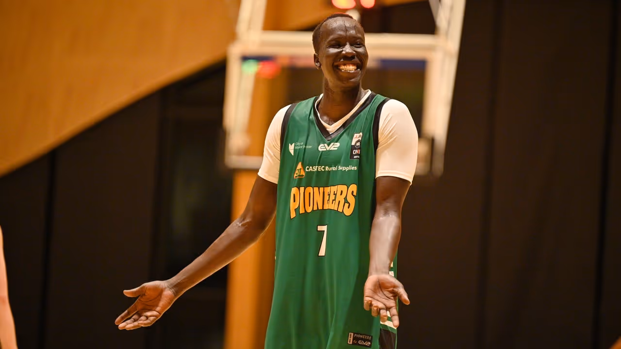 Off-Season Player Wrap: 39-point Weekend for Akech Aliir
