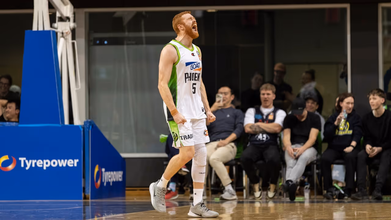 Phoenix Lose in One-Point Double Overtime Thriller