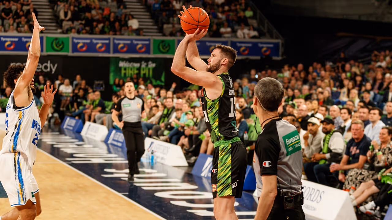 Sharpshooter Luke Rosendale Returns to the Heartland