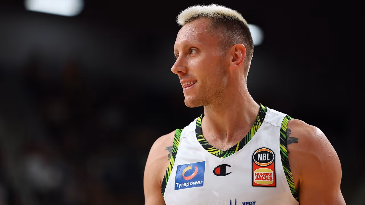 Mitchell discusses Creek, Hunter opt-out clauses