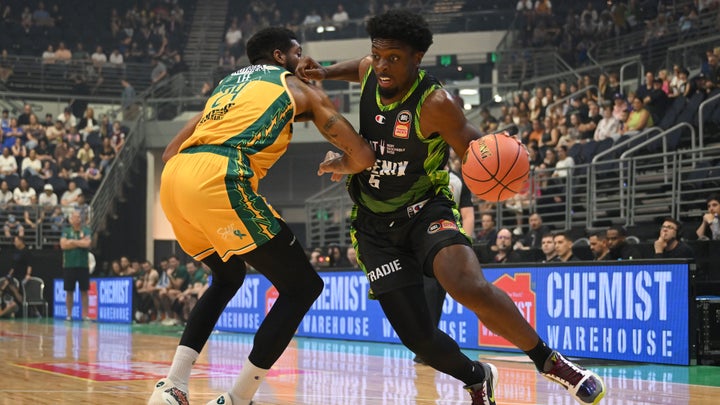 Phoenix Show Fight in Game 1 at the Blitz