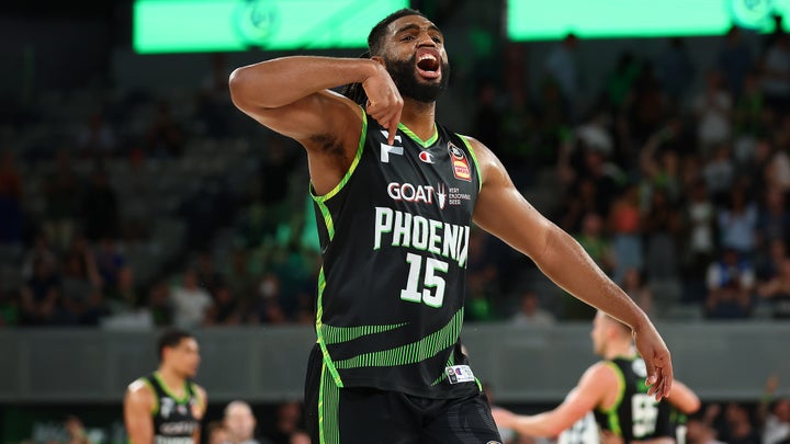 Williams Throws Gauntlet at Bigs