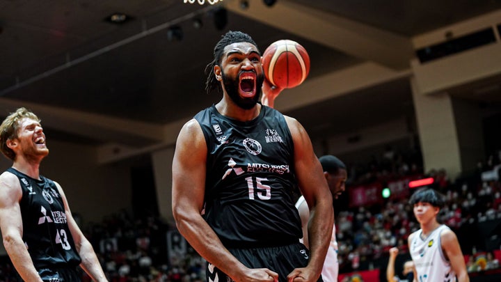 Williams Reflects on Japan Basketball Experience