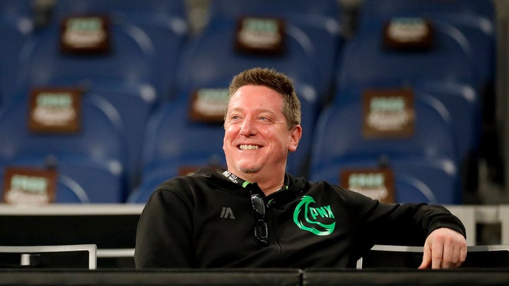 South East Melbourne Phoenix and Head Coach Simon Mitchell Part Ways