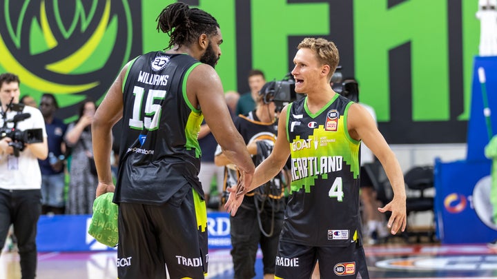 Phoenix Reppin' the Heartland in Play-in Qualifier