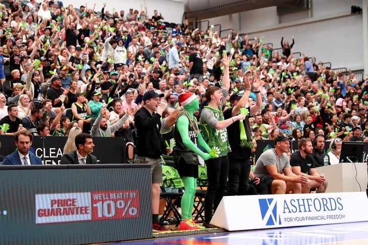 Gippsland Crowd the Ultimate Sixth Man in Epic Win