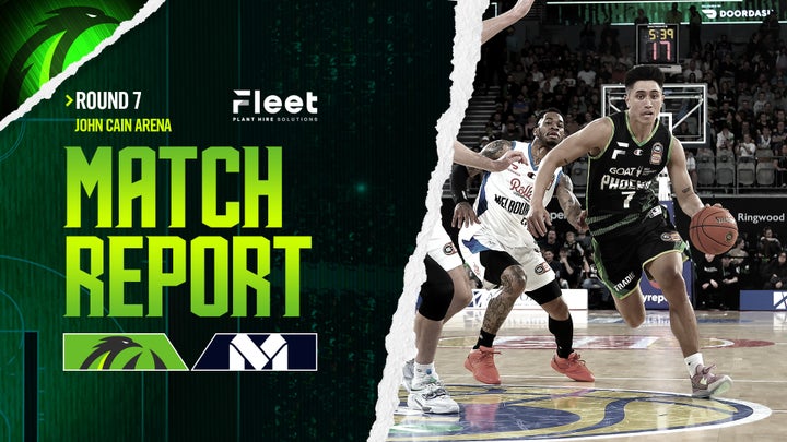 Phoenix Defeat United in Sell-Out Crowd