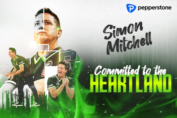 Simon Mitchell Signs for One Year