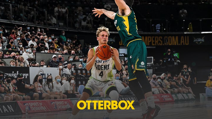 Third Quarter Offensive Onslaught Seals Phoenix Win