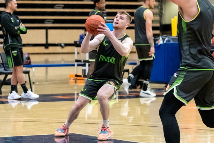 Koen Sapwell Signs as Development Player