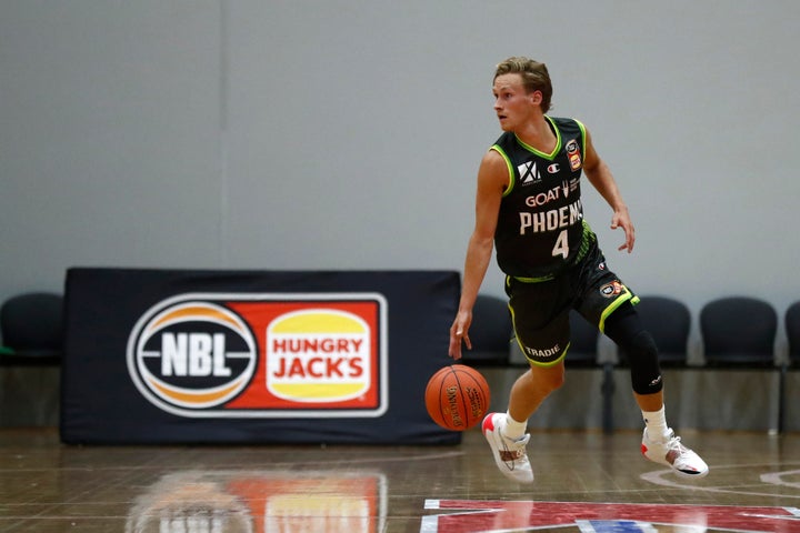 Match Report: Hawks Pip Phoenix in Overtime