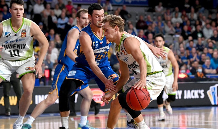 R21 Game Preview: Phoenix vs Bullets