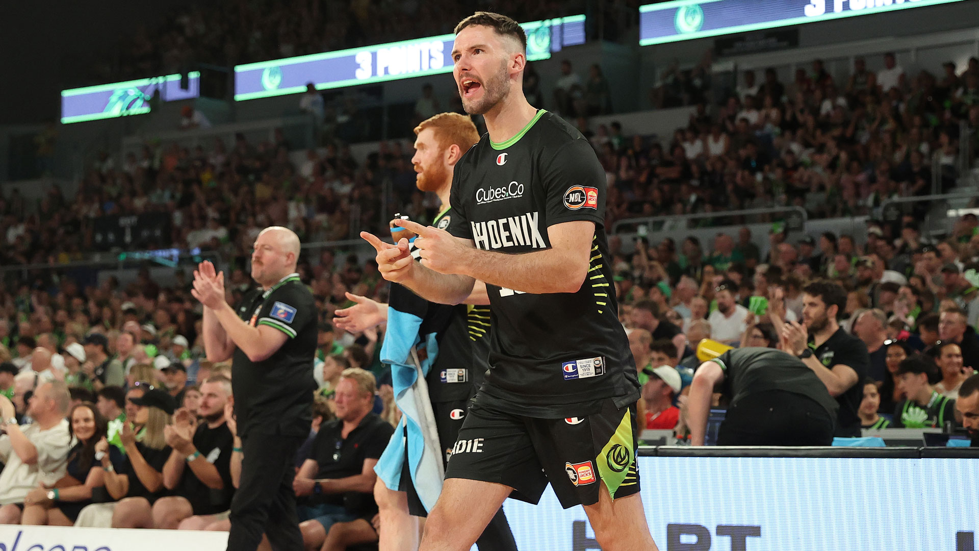 Basketball's not all sunshine and 'Rosies'