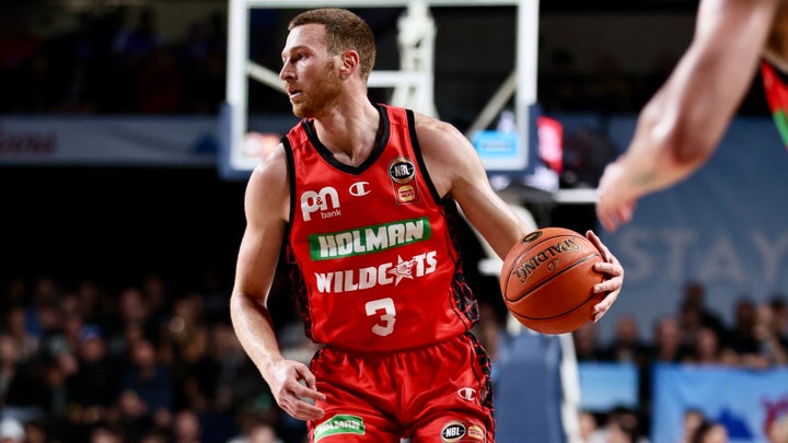 Windler, Cotton, Pinder impress as Wildcats down 36ers on the road