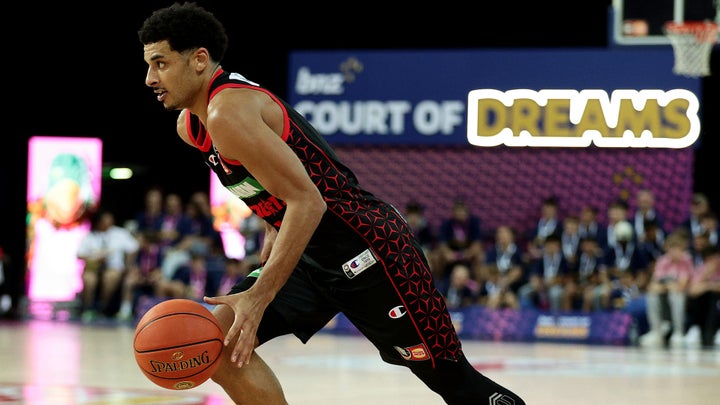 Fast-finishing Wildcats go down to Breakers