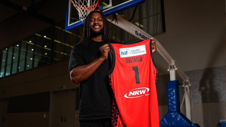 Eagles great Naitanui becomes Wildcats' No.1 ticket-holder