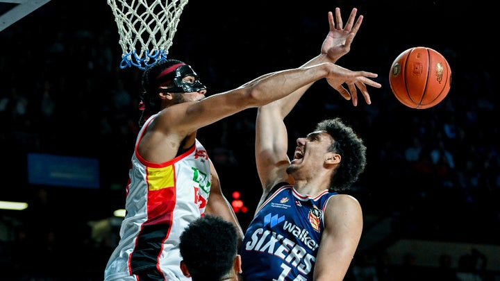 Wildcats go down to 36ers in Wagstaff's 450th