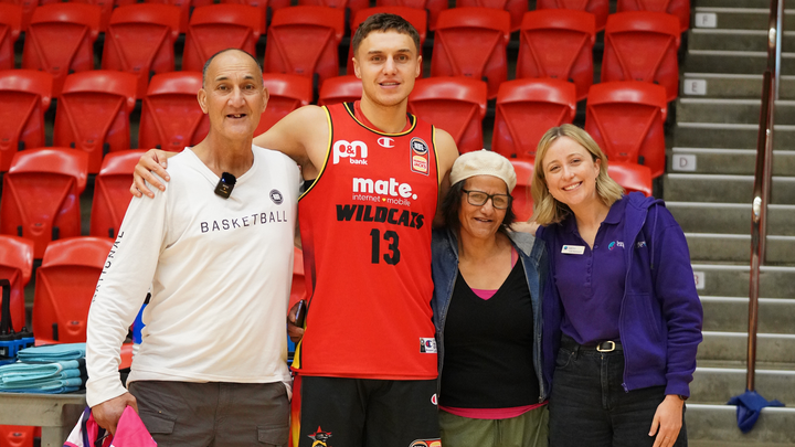 Patrick shares inspirational cancer story to Wildcats