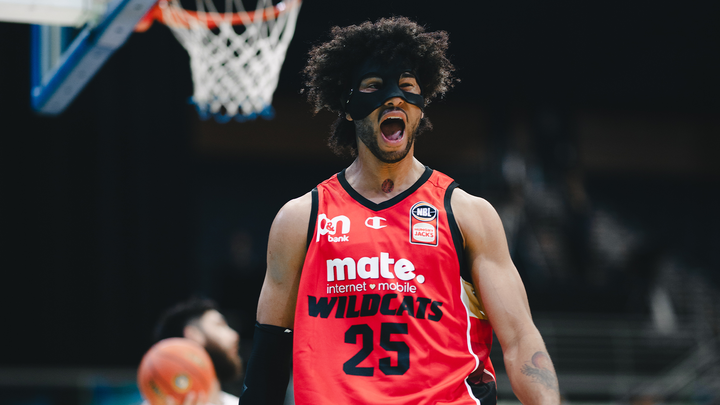 Pinder, Harris lead Perth to big win over 36ers