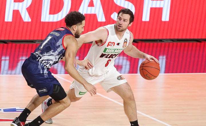 Wildcats capitalise on hot start in Adelaide