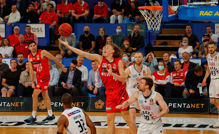 Slow start costs Wildcats