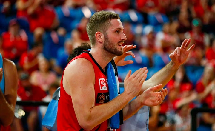Wagstaff to be assessed for Breakers clash