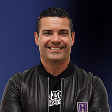 RAY HIGDON headshot