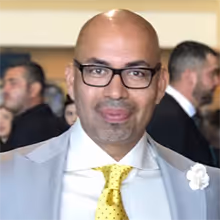 Dr. Luis Arriaza
