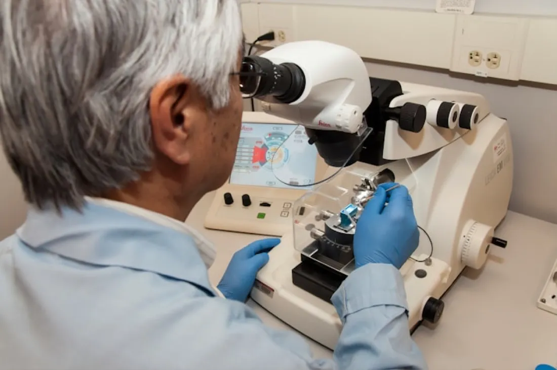 FDA-regulated pharmacy lab