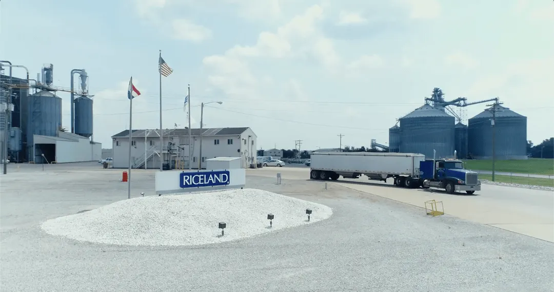 latest market data, co-op news, and exclusive member content.