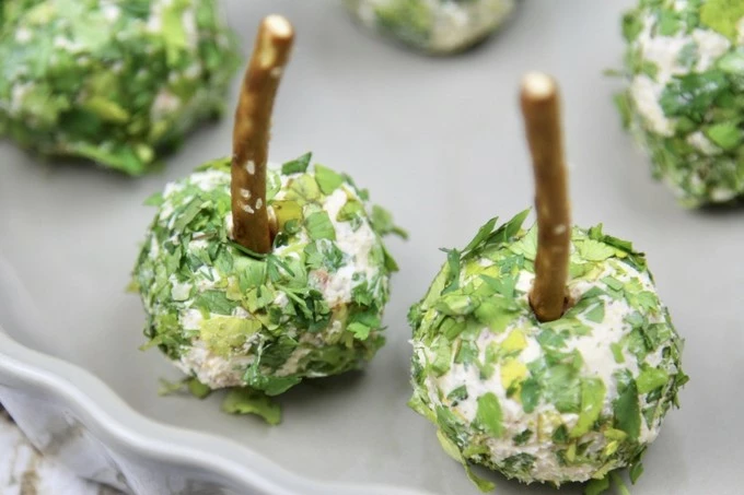 Mini and Spicy Cheeseball Bites dish