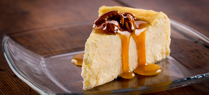 Rice Cheesecake with Praline Sauce dessert