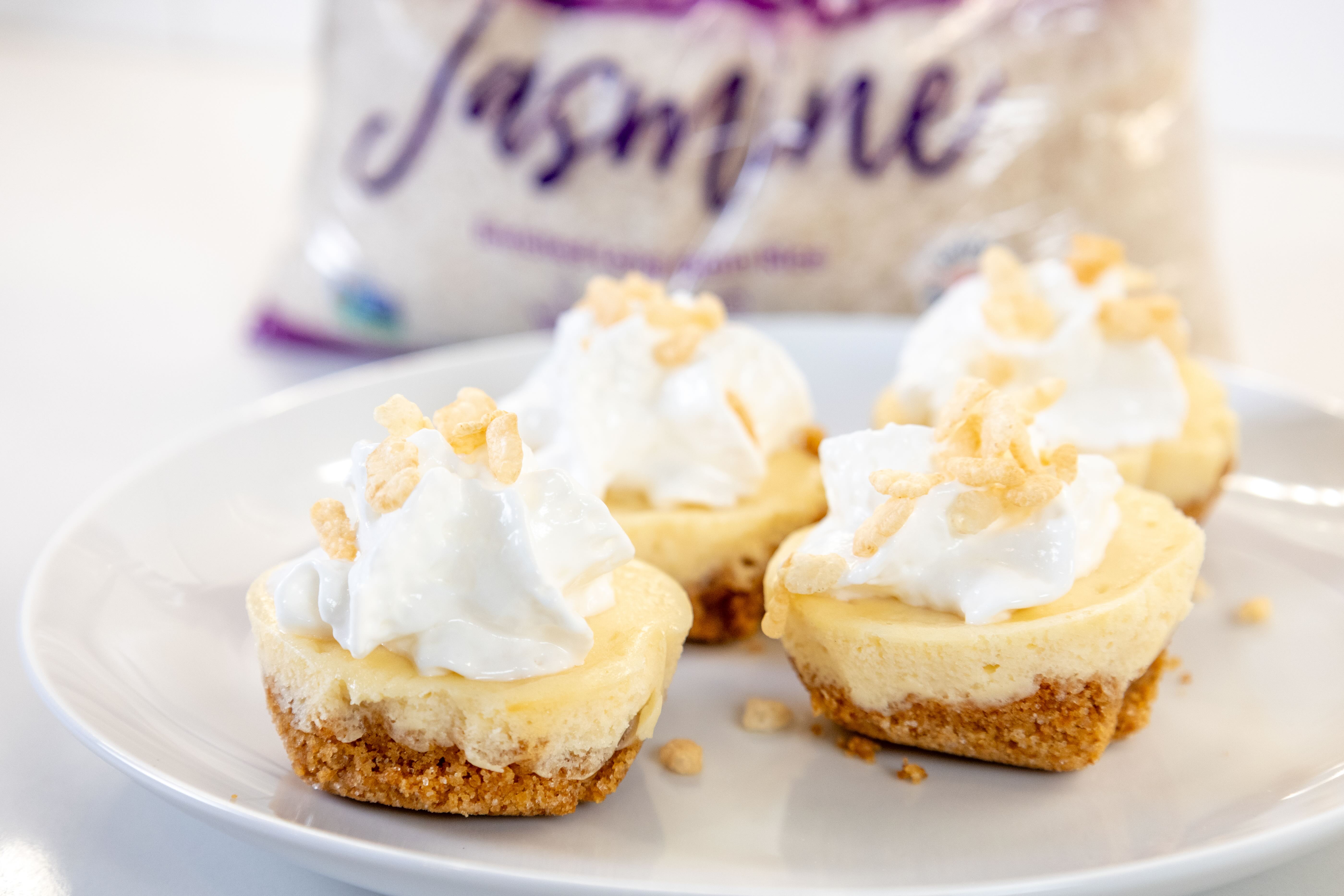 Mini Vanilla Rice Cheesecakes