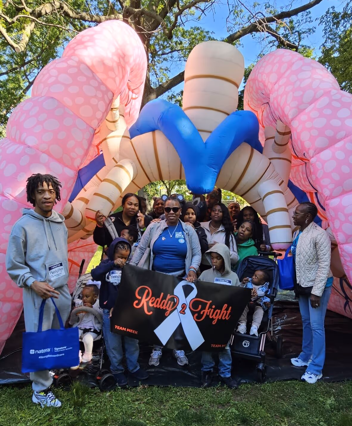 Tamika and friends and family at lung cancer event