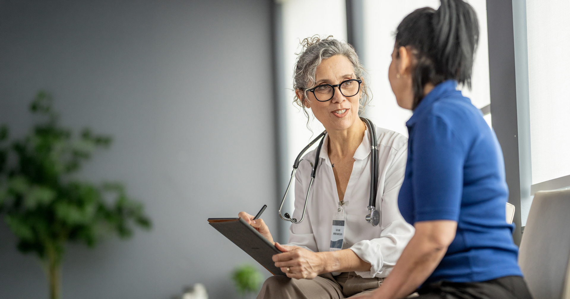 image of the clinic reception area (for a veterinary clinic)
