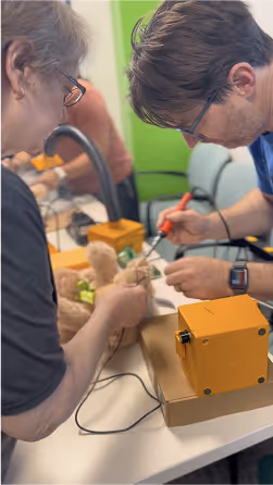 Sizzle reel of the team making build-a-bears. 