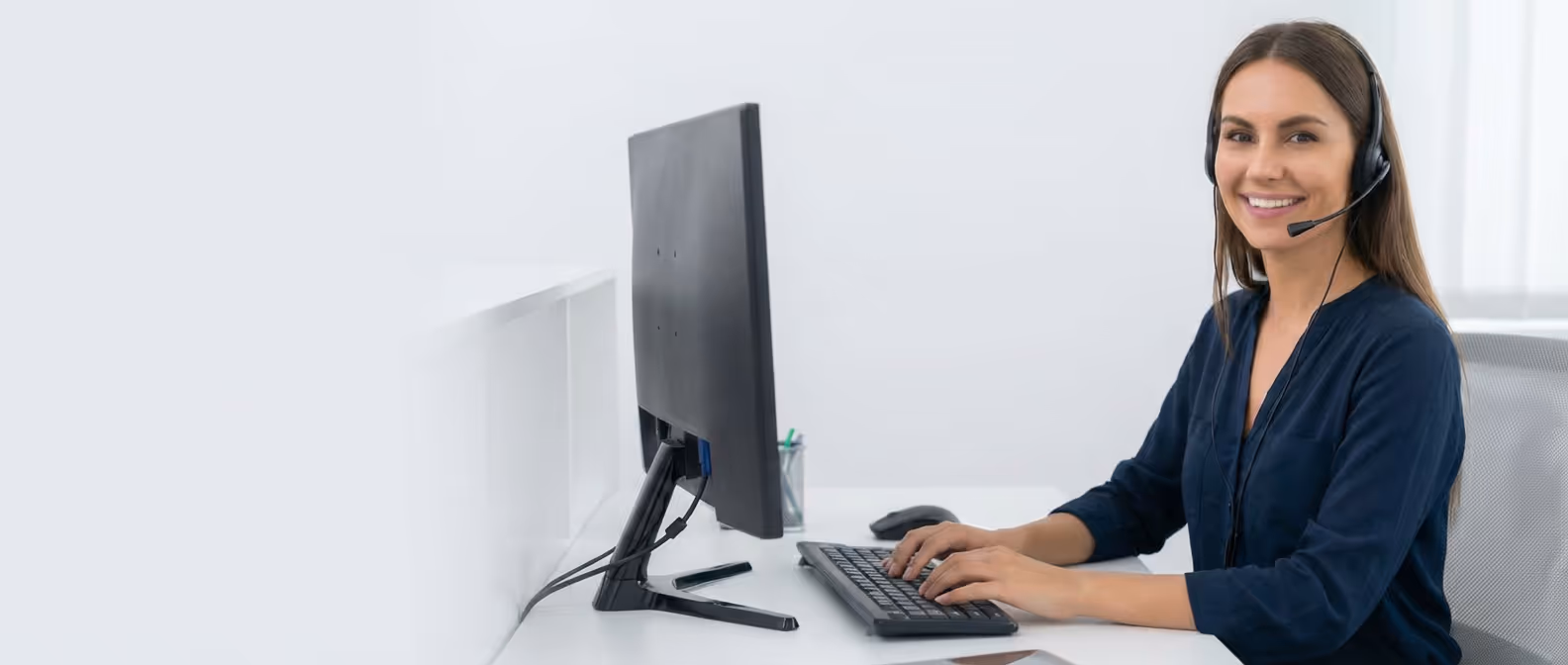 Dispatcher coordinating the service schedule