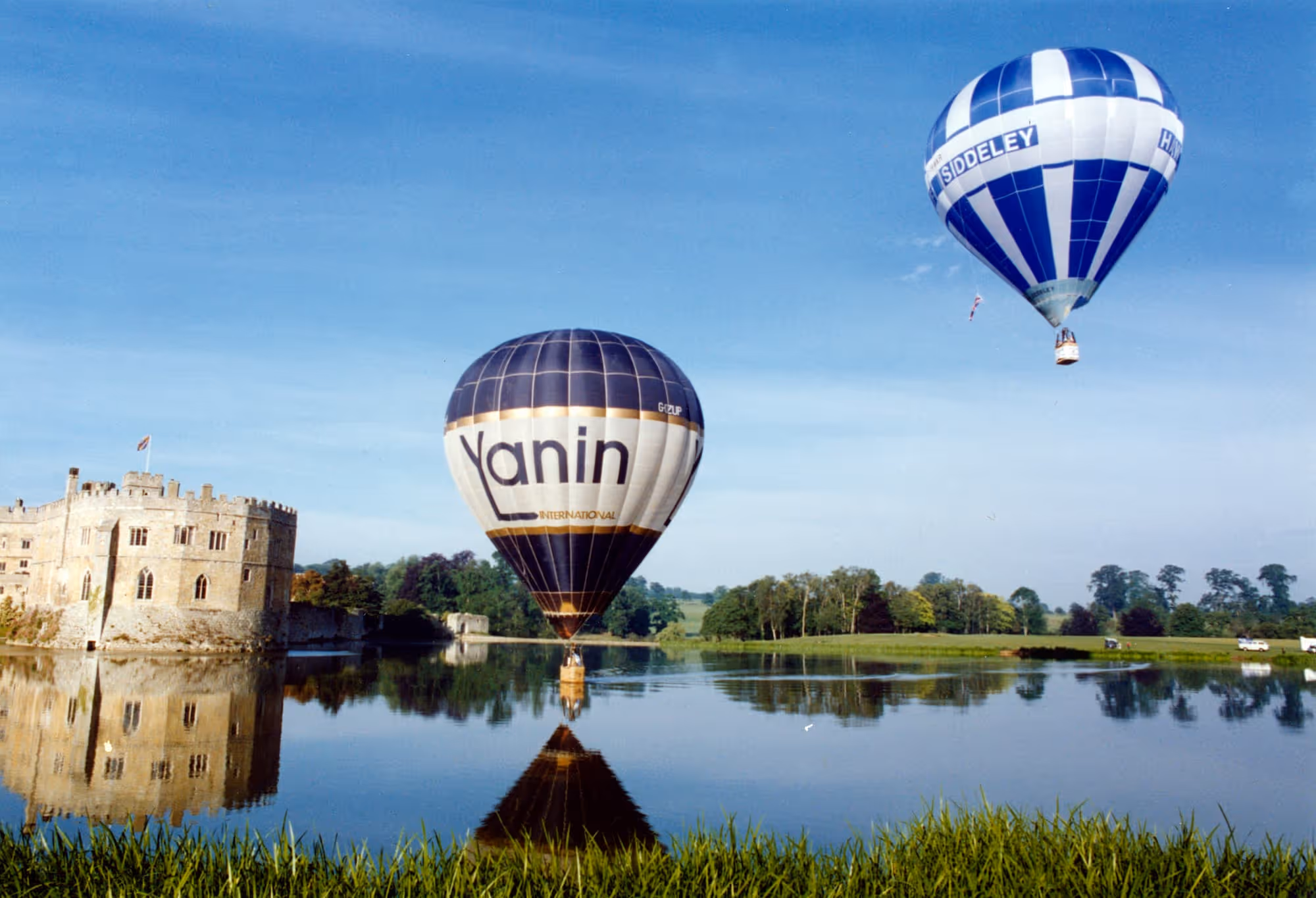 Hot Air Balloons at Leeds Castle, Kent | Courier and Freight Services Across Kent | Transfer 2000