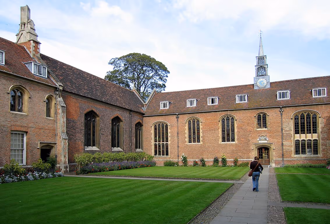 Punting, and a Magical Formal at Magdalene College