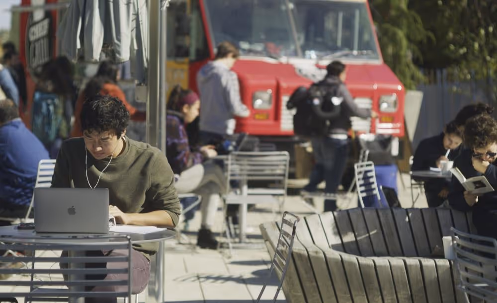 How to Make a Seamless Transition from School to University