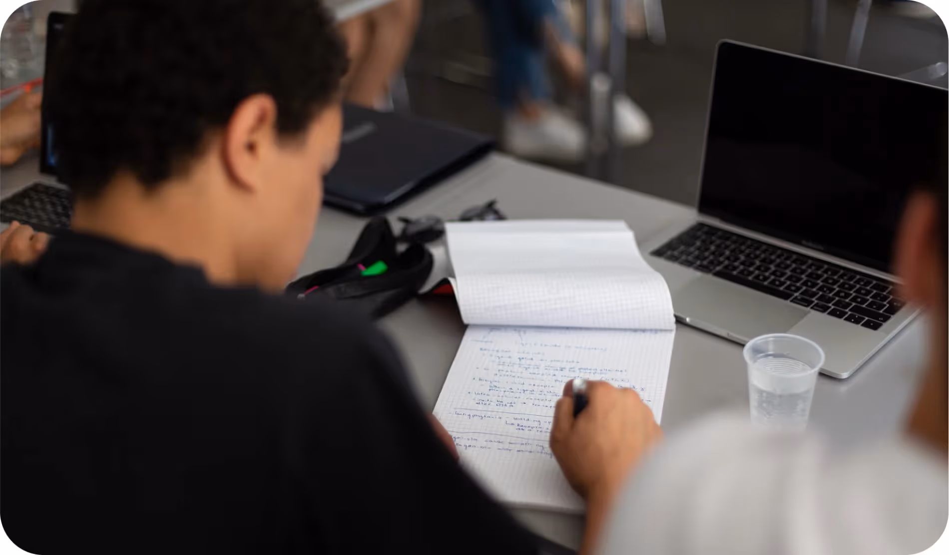 Top Virtual Research Programs for High School Students