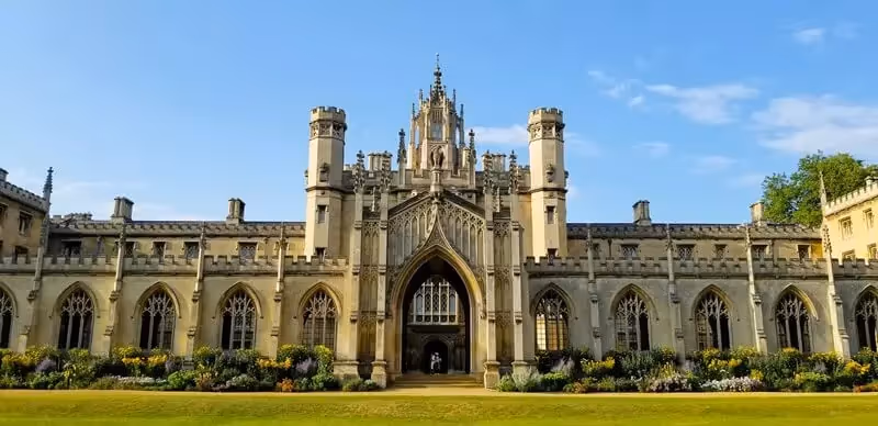 Creative Writing: Cambridge summer school for under 18